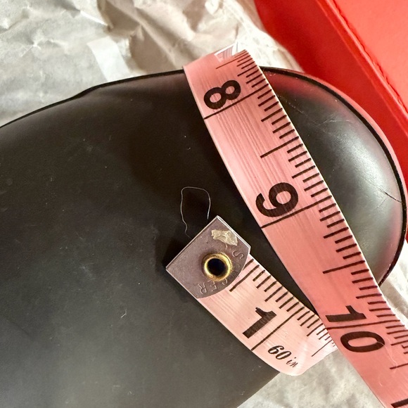 Hunter Classic Black Waterproof Boots - Picture 8 of 8